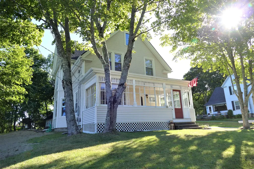 32 Bucksport Road Ellsworth ME 04605