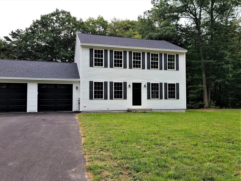 4 Renee's Way Kennebunk ME 04043