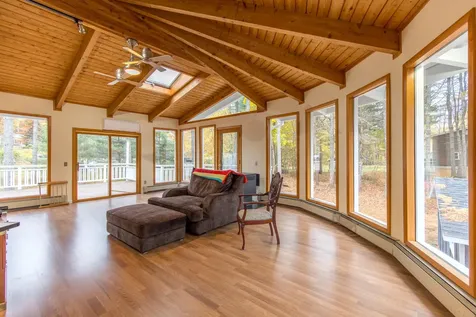 6 Birch Drive Raymond ME 04071