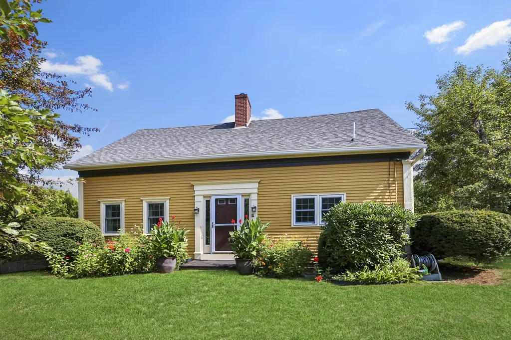 2 Downing Road Kennebunk ME 04043