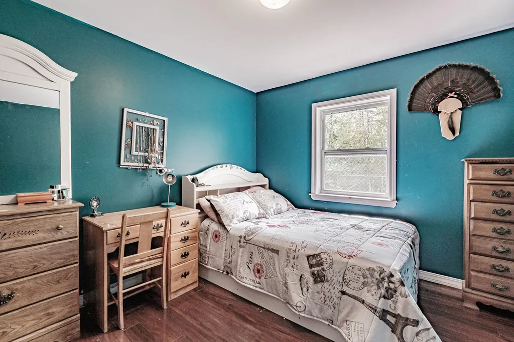 1668 Burkettville Road Appleton ME 04862