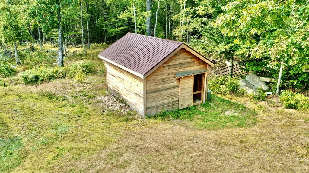 1668 Burkettville Road Appleton ME 04862