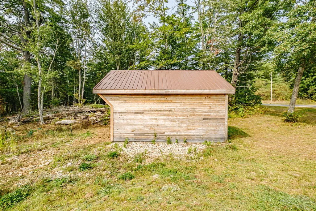 1668 Burkettville Road Appleton ME 04862