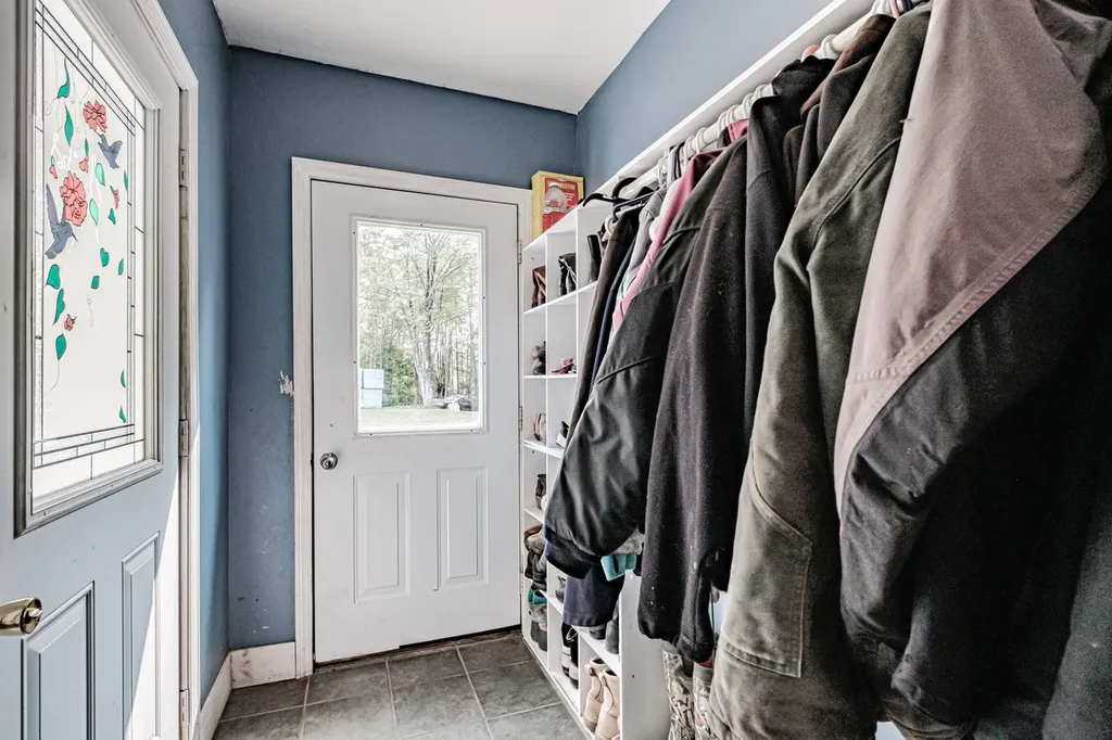 1668 Burkettville Road Appleton ME 04862
