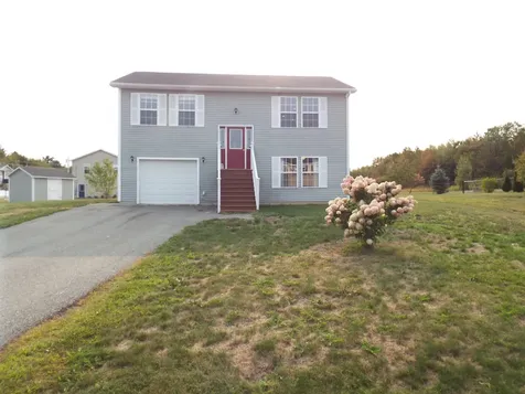 10 Wellesley Way Bangor ME 04401