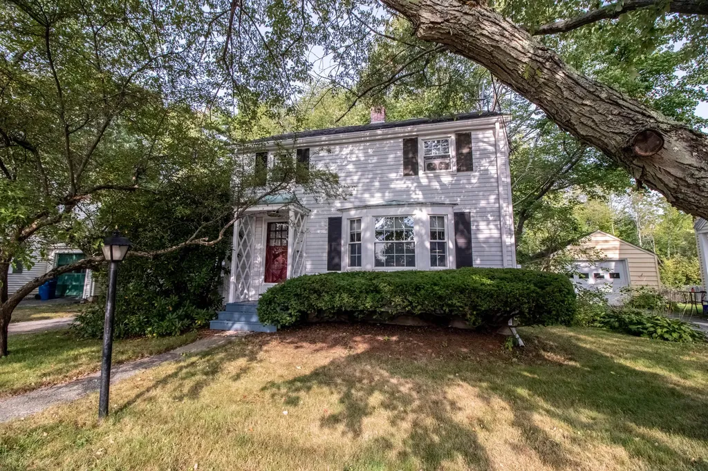 602 Ocean Avenue Portland ME 04103