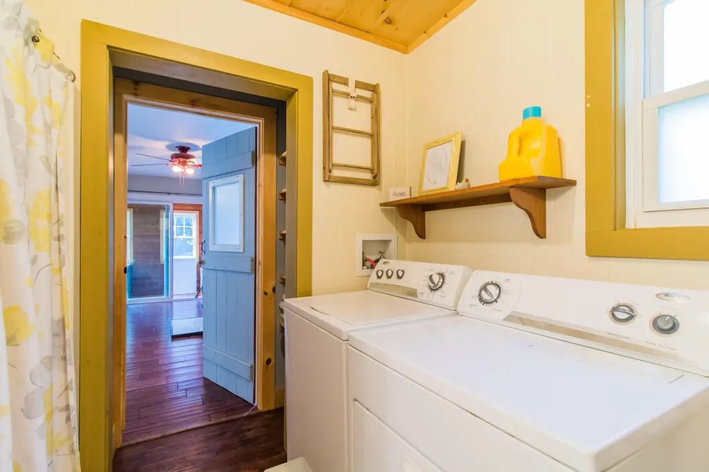 465 East Avenue Lewiston ME 04240