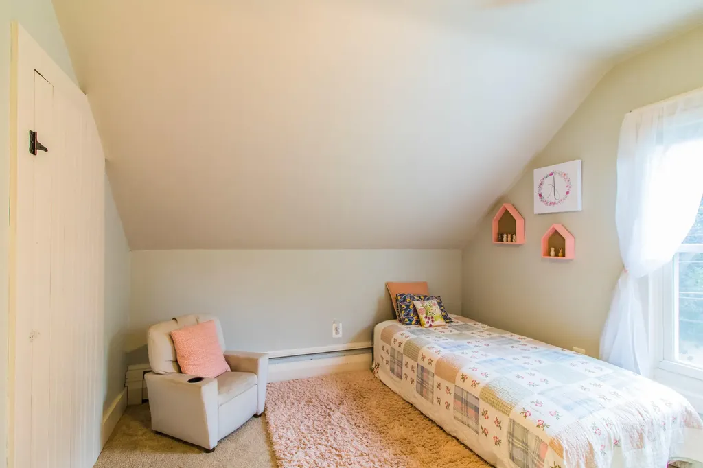 465 East Avenue Lewiston ME 04240