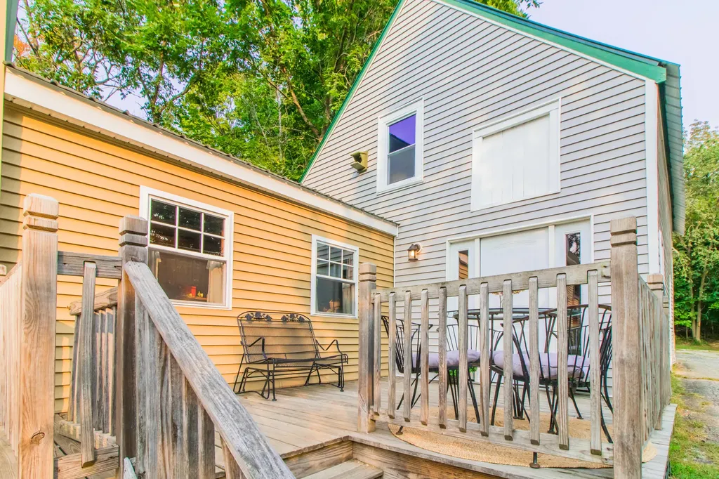 465 East Avenue Lewiston ME 04240