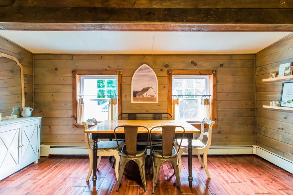 465 East Avenue Lewiston ME 04240