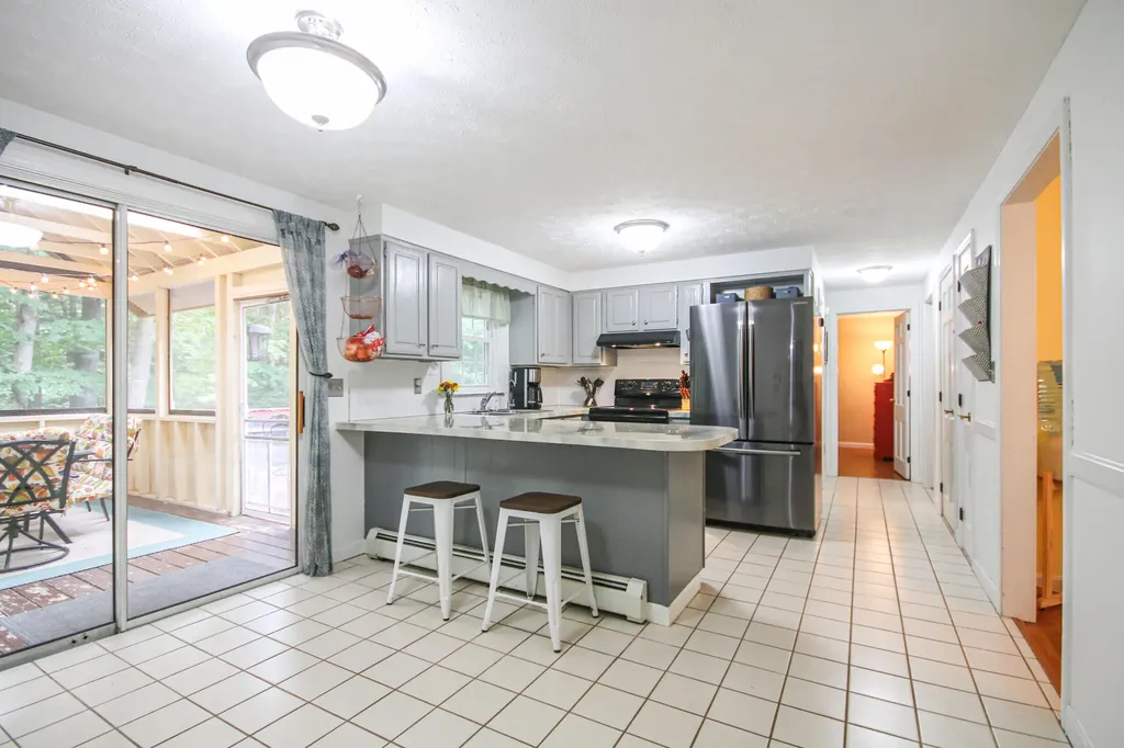 81 Tall Pine Drive Buxton ME 04093