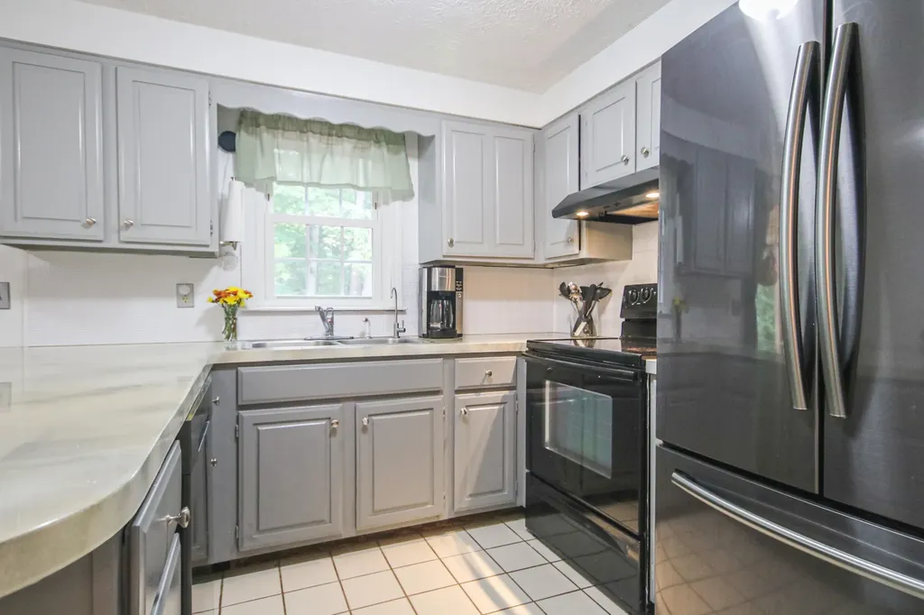 81 Tall Pine Drive Buxton ME 04093