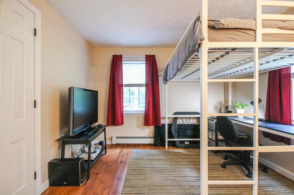 81 Tall Pine Drive Buxton ME 04093