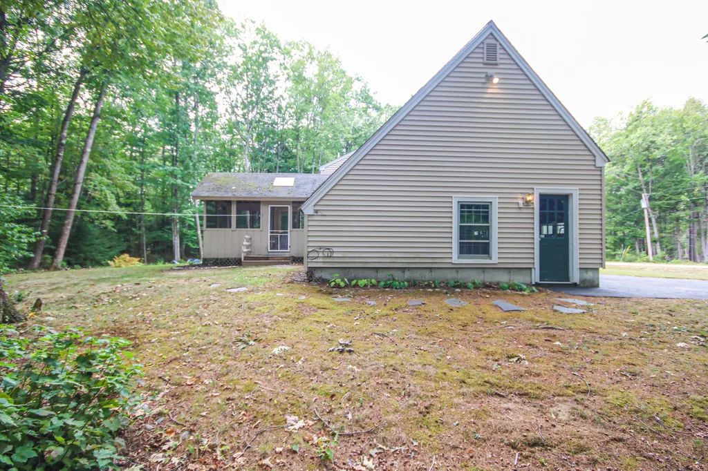 81 Tall Pine Drive Buxton ME 04093
