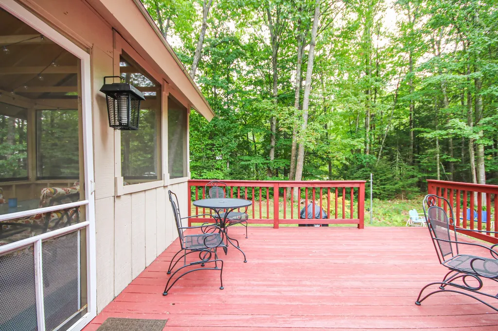 81 Tall Pine Drive Buxton ME 04093