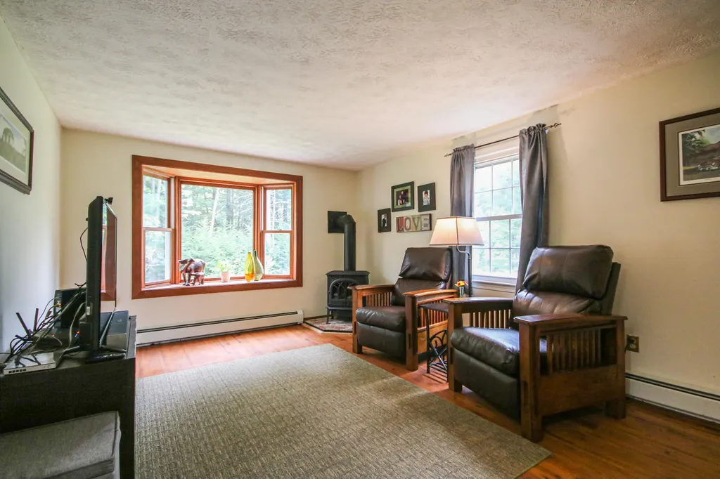 81 Tall Pine Drive Buxton ME 04093