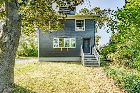 16 Loring Avenue Portland ME 04103