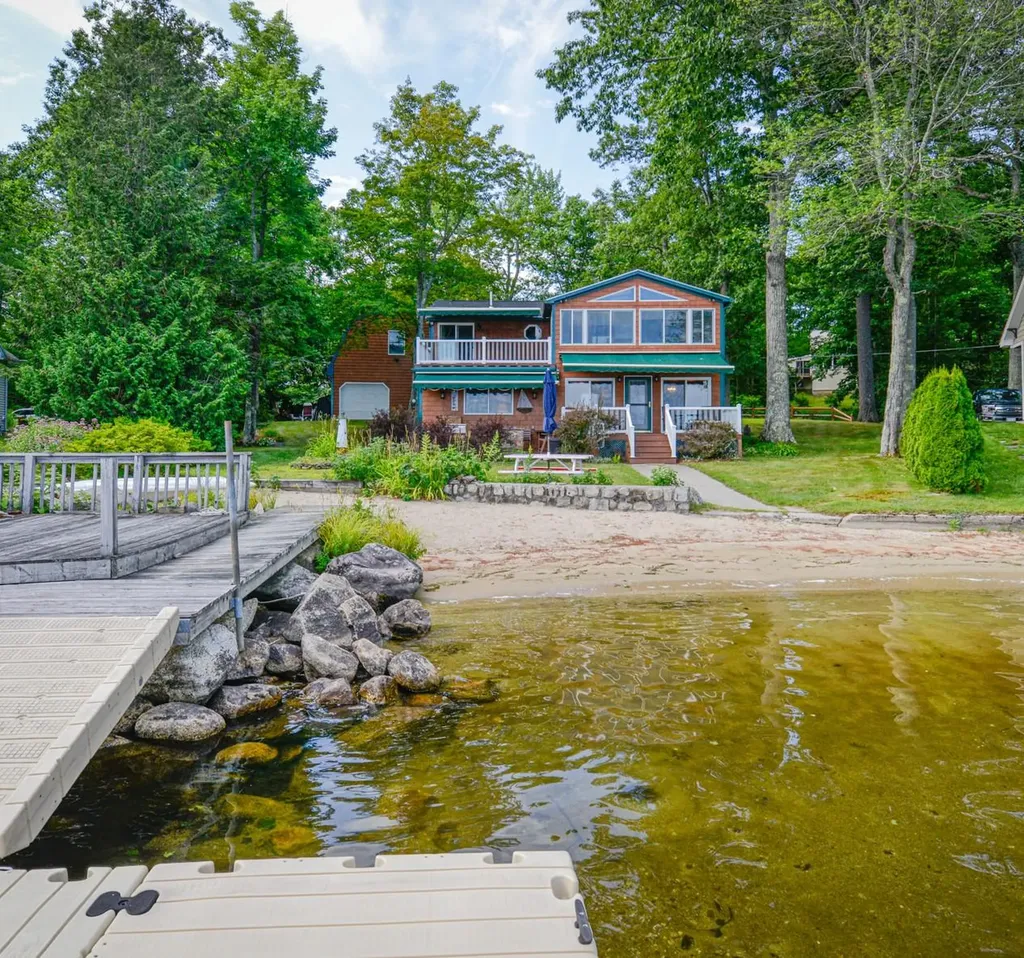6 Lakeside Drive Raymond ME 04071