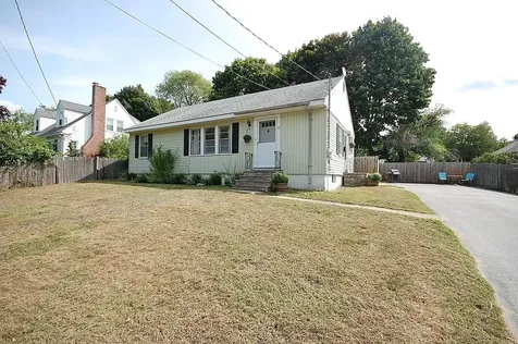 32 Lane Avenue Portland ME 04103