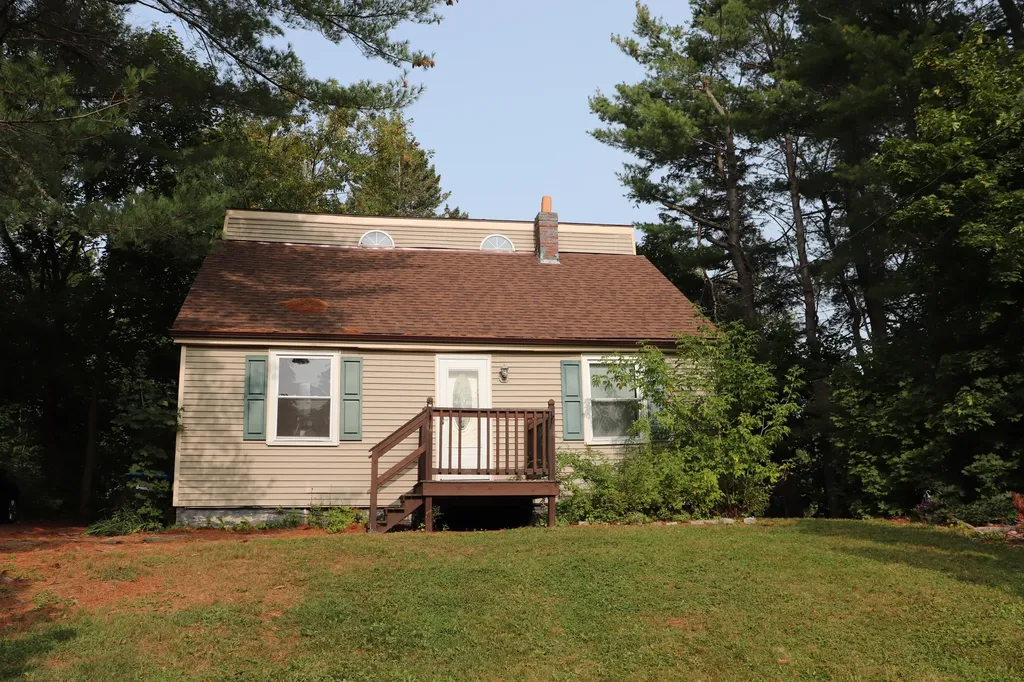 168 Old County Road Hampden ME 04444