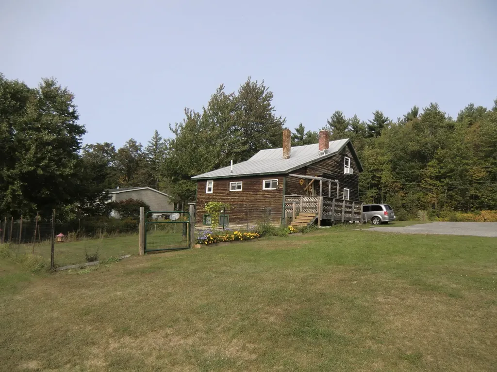 43 Norridgewock Road Fairfield ME 04937