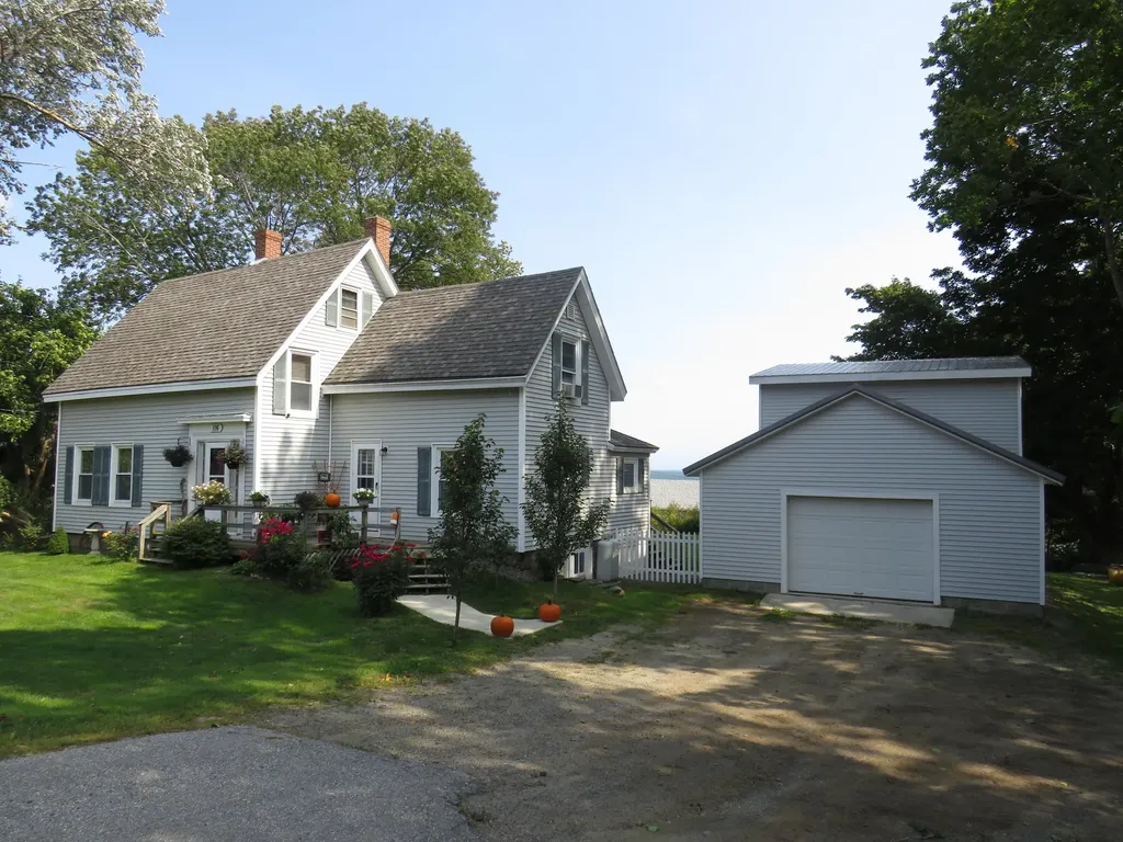 116 Ingraham Drive Owls Head ME 04854
