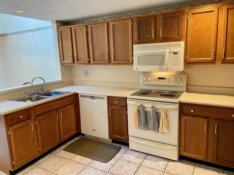 19 Meadowbrook Drive Gorham ME 04038