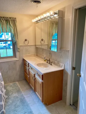 19 Meadowbrook Drive Gorham ME 04038