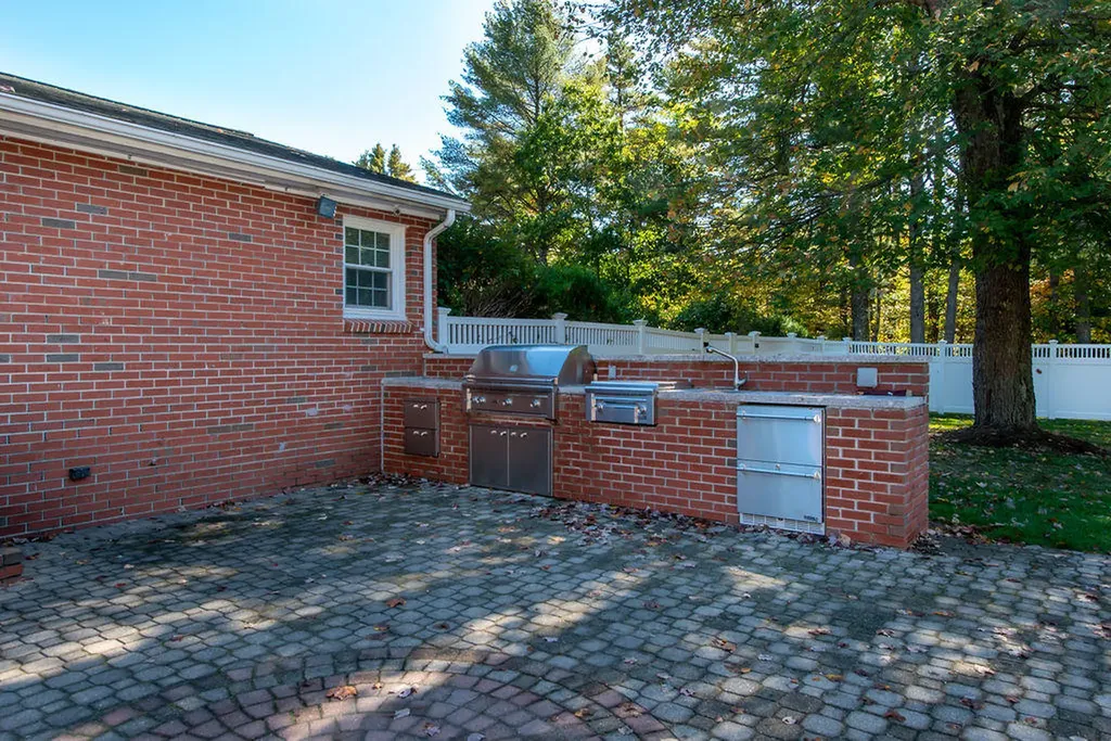 387 Hubbard Road Berwick ME 03901
