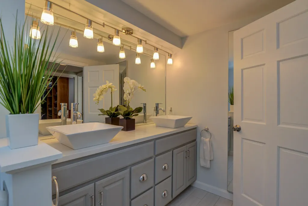 39 Shepherd Lane Portland ME 04103