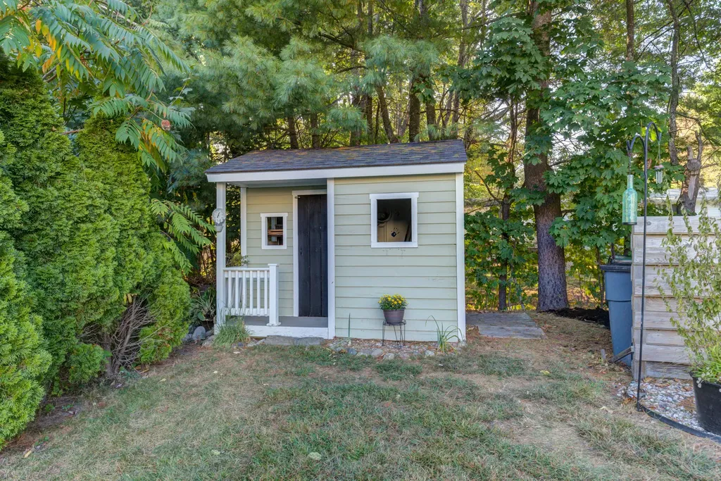 39 Shepherd Lane Portland ME 04103