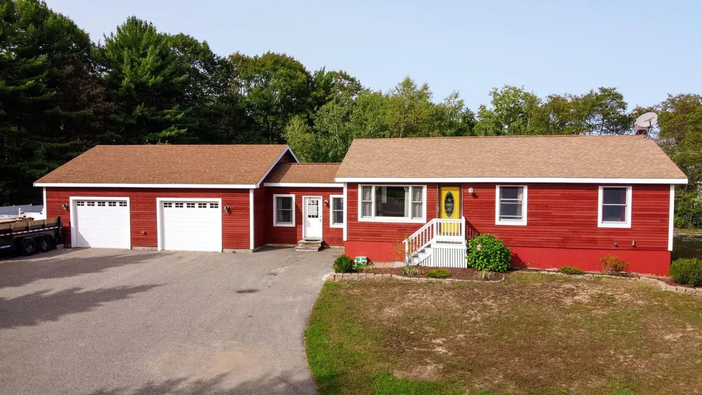 13 Folsom Drive Biddeford ME 04005