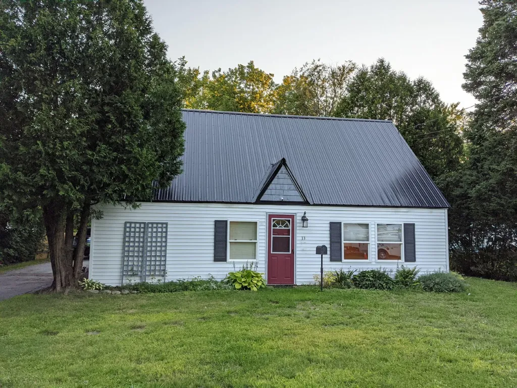 33 Chapman Street Brewer ME 04412