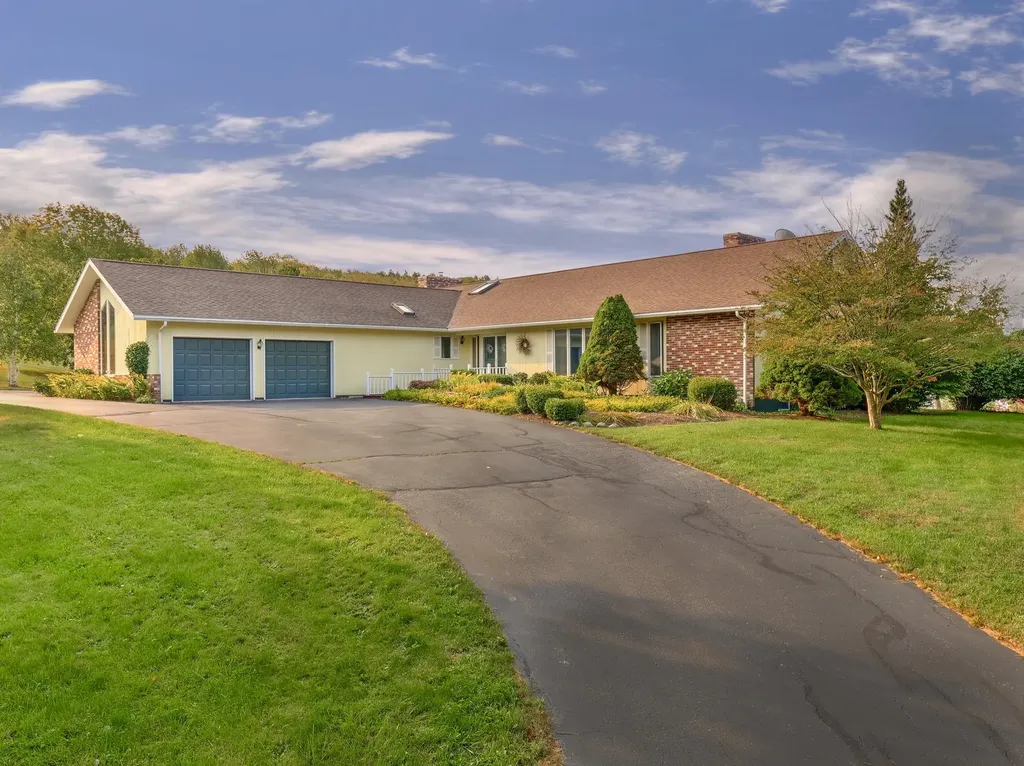 110 Porter Street Rockport ME 04856