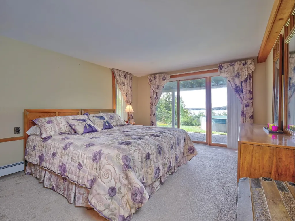 110 Porter Street Rockport ME 04856