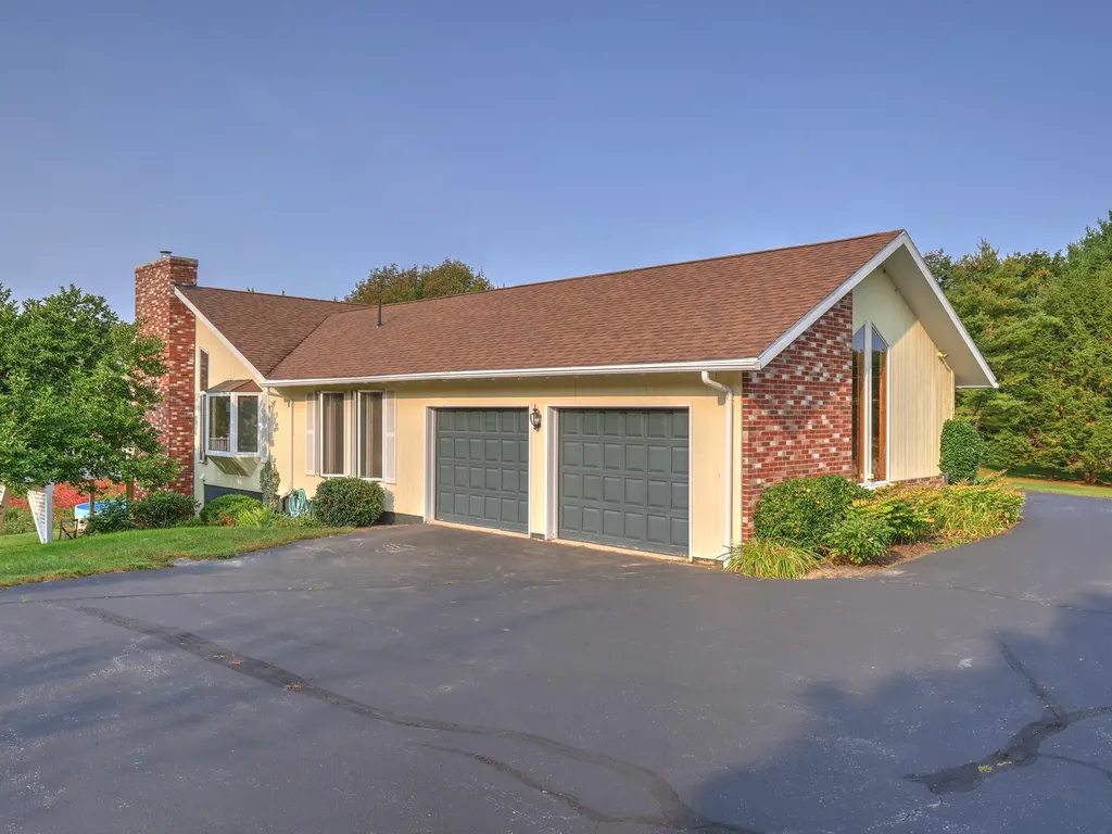 110 Porter Street Rockport ME 04856