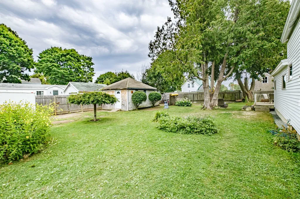 11 Knott Street Rockland ME 04841