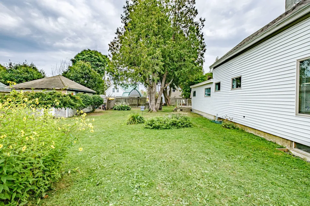 11 Knott Street Rockland ME 04841