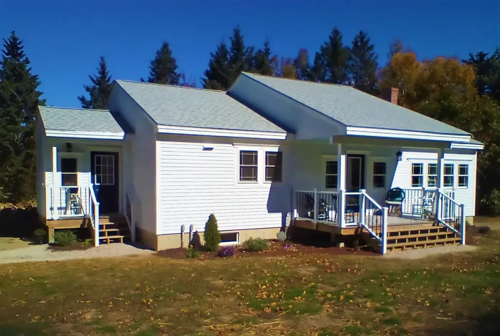 130 Bradford Point Road Friendship ME 04547