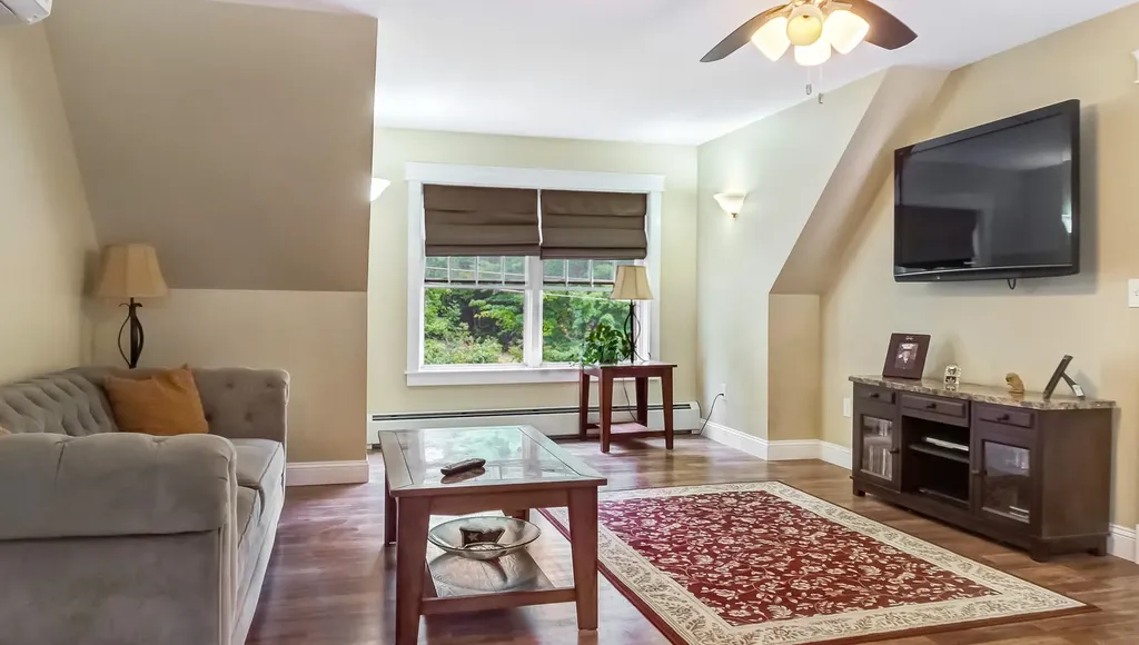 64 Summer Street Oakland ME 04963