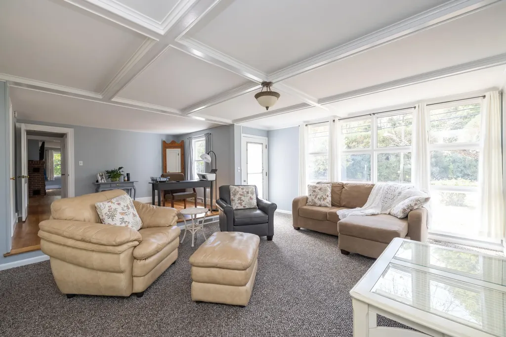67 Fletcher Street Kennebunk ME 04043