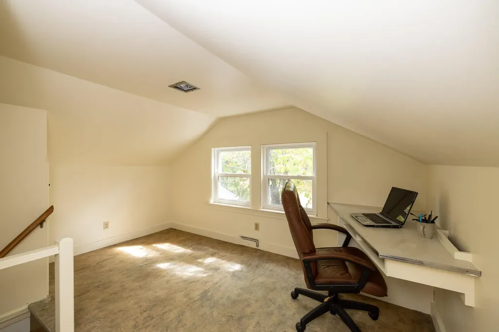 67 Fletcher Street Kennebunk ME 04043