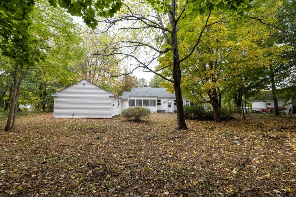 67 Fletcher Street Kennebunk ME 04043