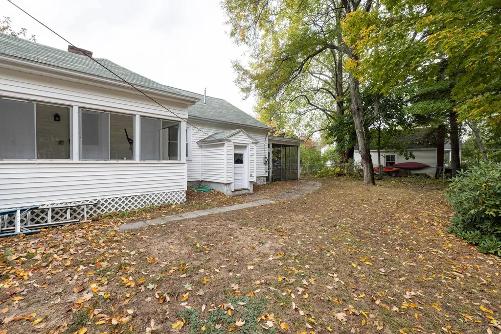 67 Fletcher Street Kennebunk ME 04043