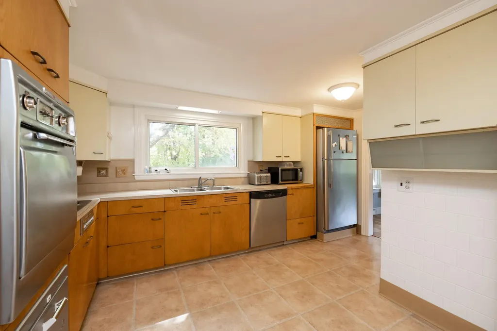 67 Fletcher Street Kennebunk ME 04043