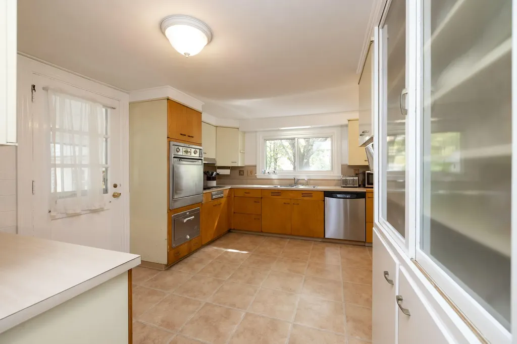 67 Fletcher Street Kennebunk ME 04043