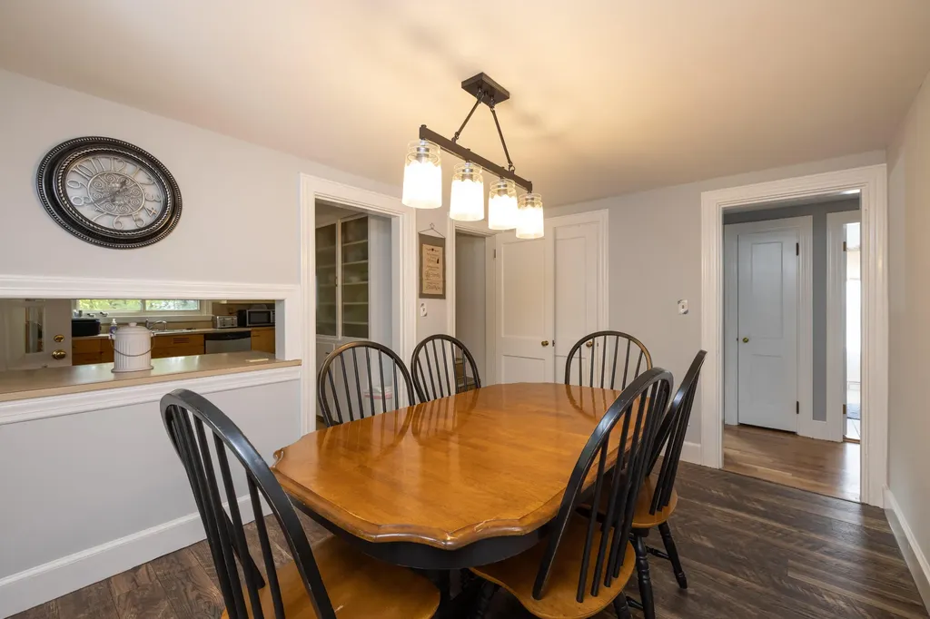 67 Fletcher Street Kennebunk ME 04043
