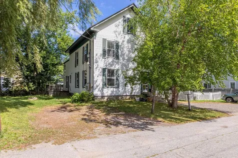 29 Mcloud Street Rockland ME 04841