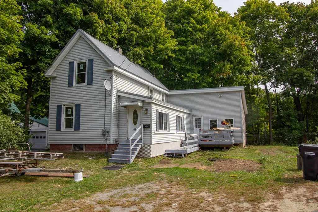 44 16th Street Bangor ME 04401