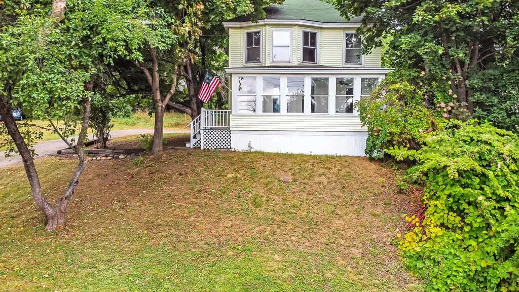 5 Old Western Avenue Winthrop ME 04364